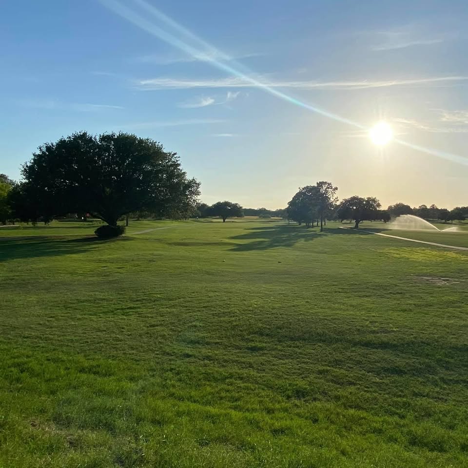 Golf at Devine Golf Course